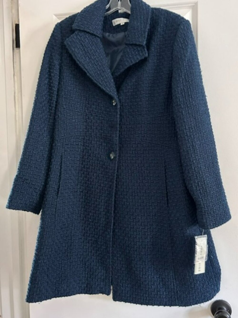 NWT Larry Levine Tweed Style Button Front Coat, Size 10